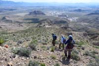 18-heading_down_a_different_way_on_east_ridge_to_find_a_direct_way_down