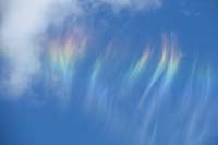 52-very_pretty_wispy_rainbow_colored_clouds-only_visible_for_few_minutes