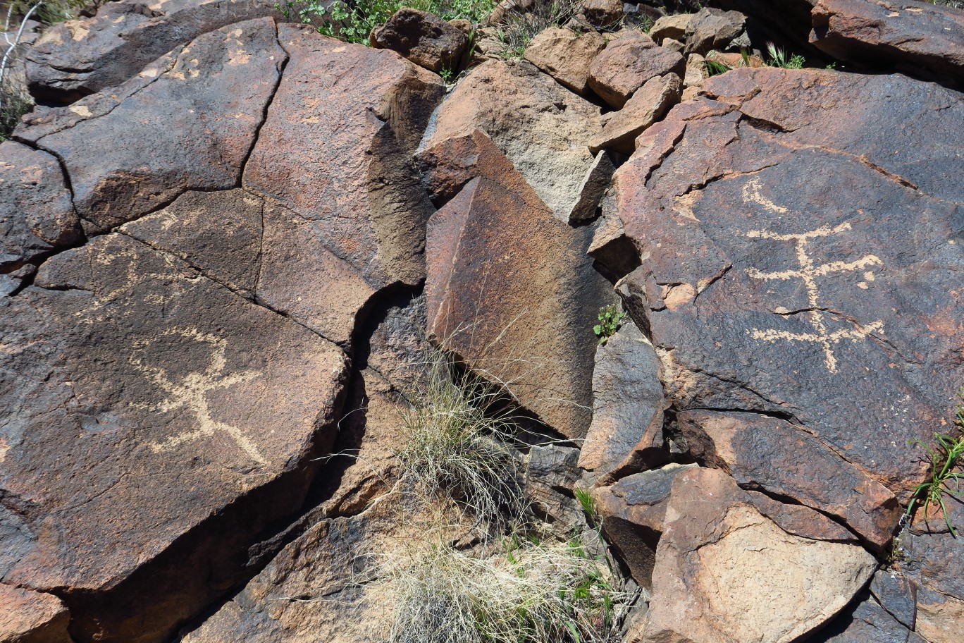 021-petroglyphs