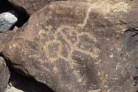 071-petroglyphs