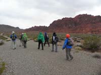 04-group_hiking_to_peak