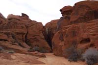 38-pretty_scenery-looks_like_a_deadend,but_wash_continues_a_little_further