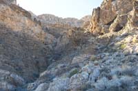 06-continuing_up_to_the_right_and_around,then_hopefully_to_Horned_Peak-this_route_sucks,loose_rocks