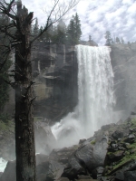 28-Vernal_Falls_along_Mist_Trail