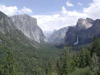 02-the_wonderful_tunnel_view-entrance_to_the_valley