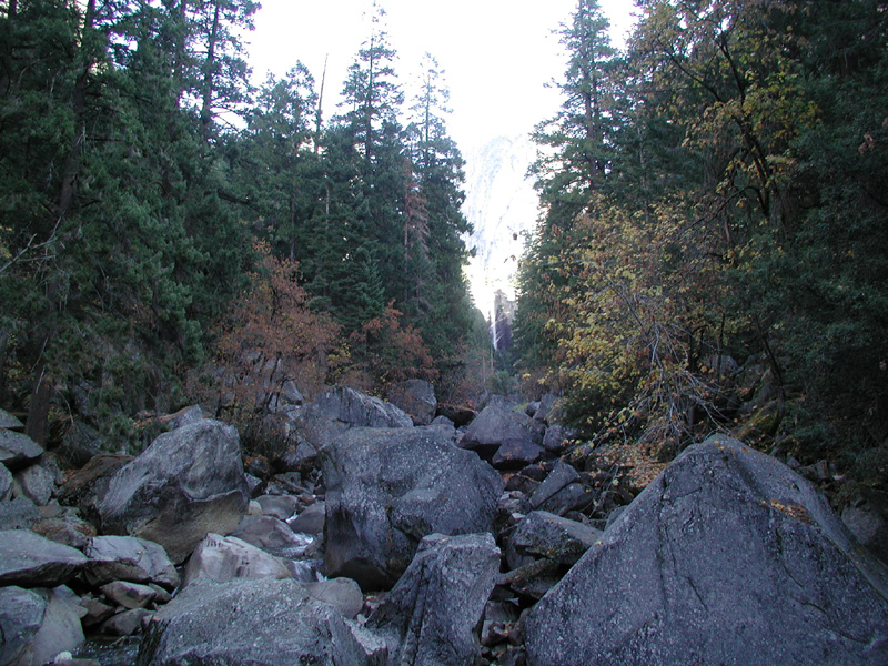 20-Vernal_Falls_from_overlook_bridge