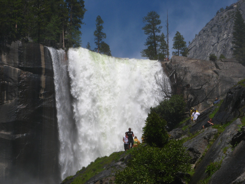 78-Vernal_Fall_and_Mist_Trail