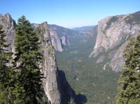 18-pretty_views_including_Merced_River