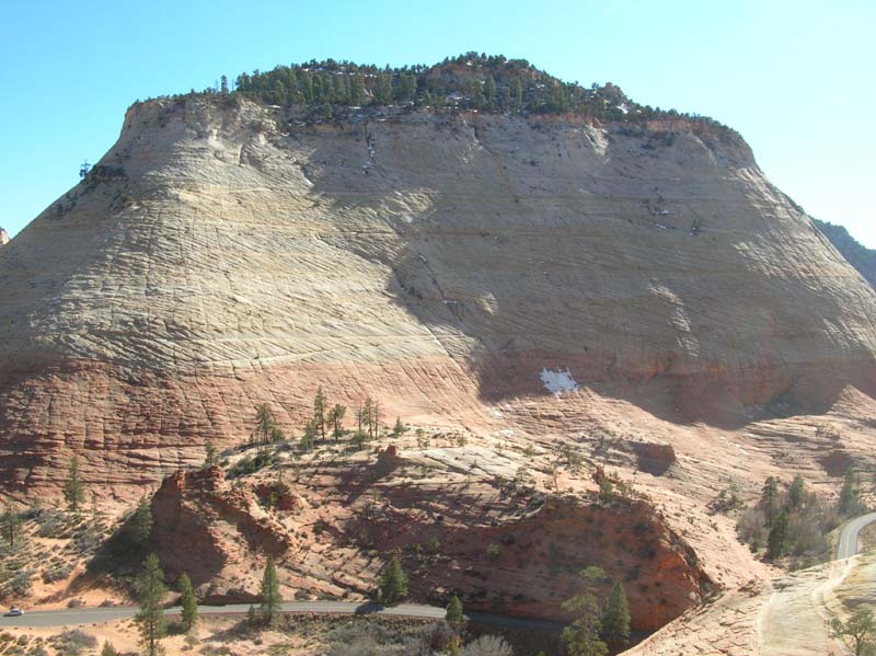 02-Checkerboard_Mesa_with_snow