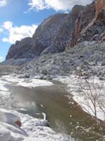 31-Virgin_River_and_snowy_views_along_road
