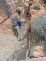 80-another_section_to_downclimb_where_rope_makes_is_much_easier-lots_of_arrow_in_rock_showing_path