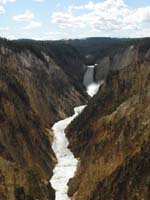 32-Grand_Canyon_of_Yellowstone_from_Artists_Point-early_morning_shots_better_than_late_afternoon