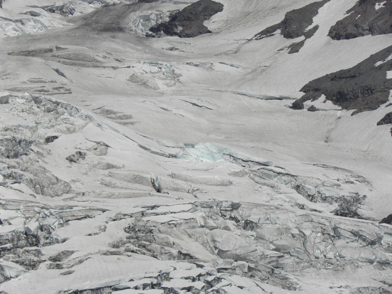 36-Mount_Rainer-zoomed_view_of_crevaces