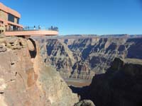 01-Eagle_Point-Skywalk_and_canyon